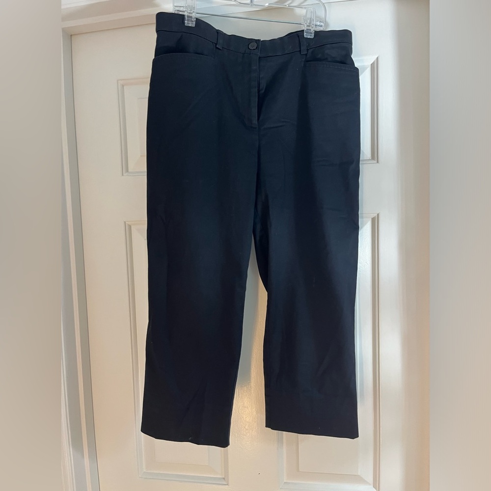 Black Capri Pants - Tribal - 6P